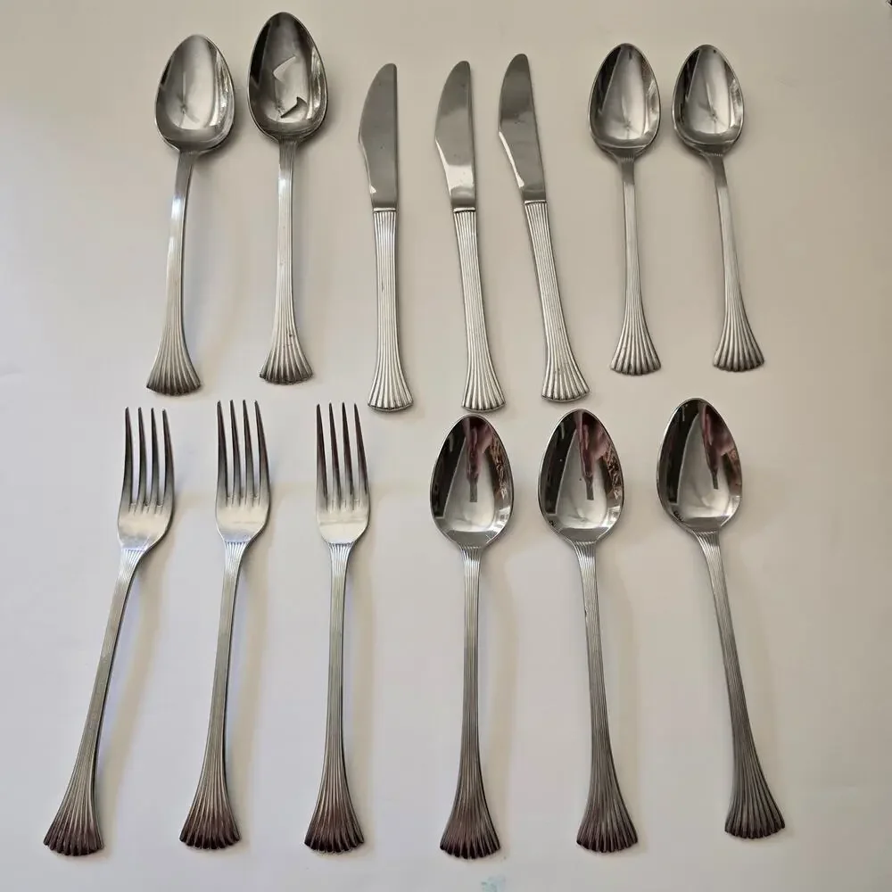 Reed & Barton Bretton Woods Shell Rebacraft Stainless 13 Assorted Silverware